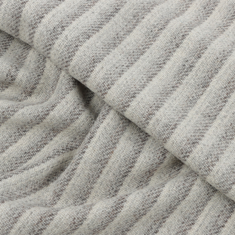 Estensione visiva telo a righe verticali